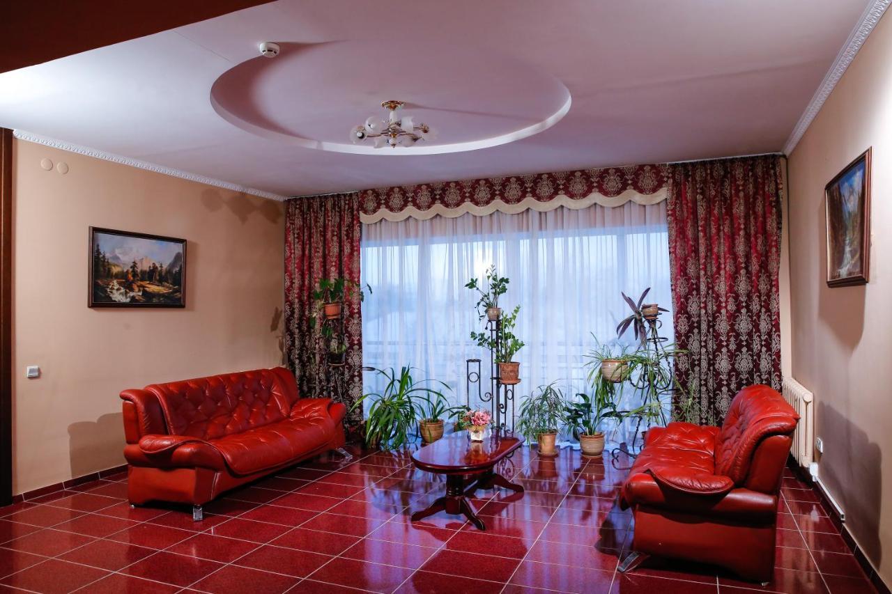 Nurtau Hotel Pavlodar Exterior photo