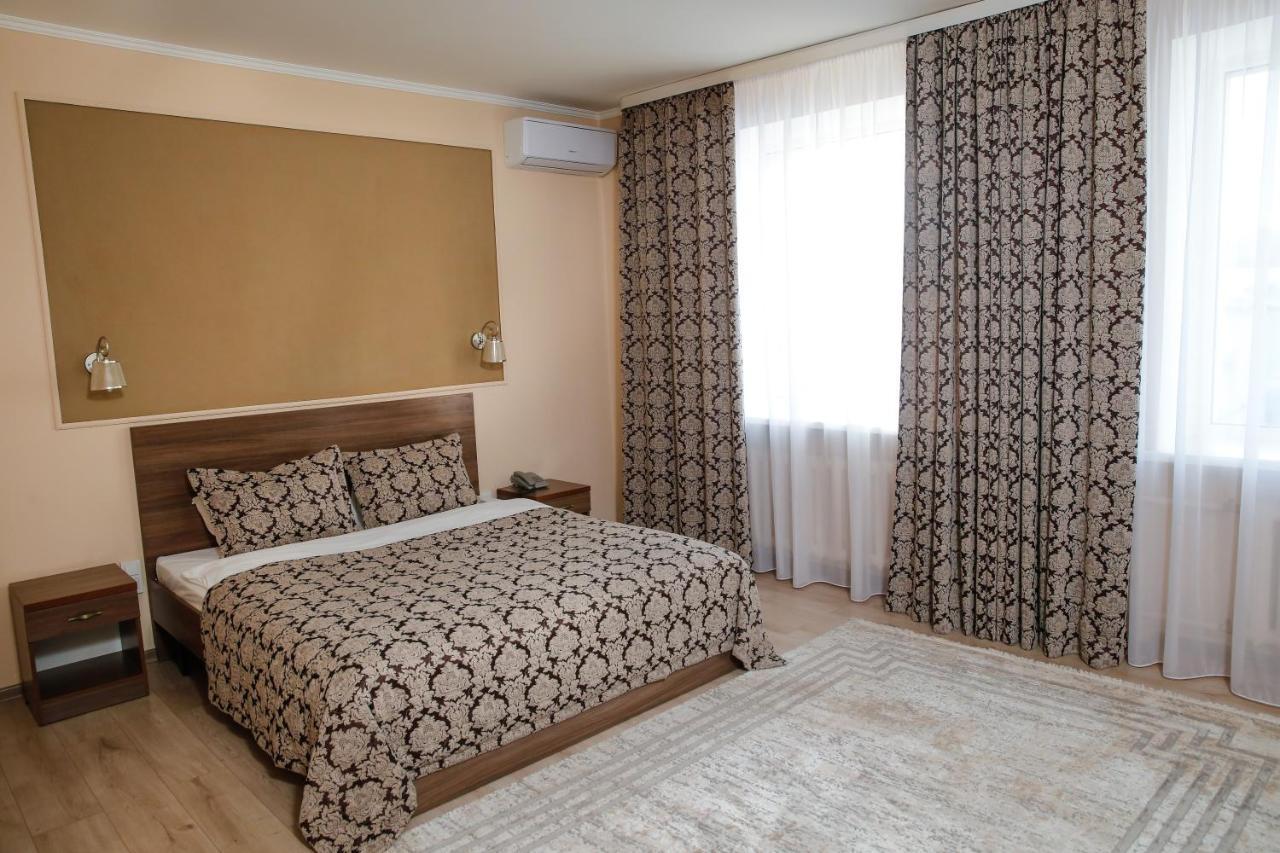 Nurtau Hotel Pavlodar Exterior photo