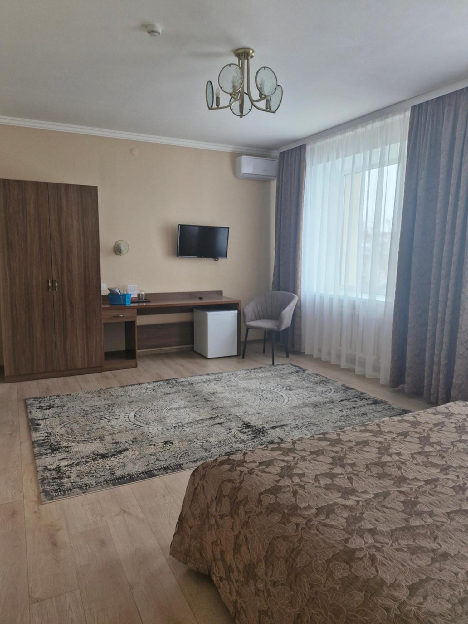 Nurtau Hotel Pavlodar Exterior photo