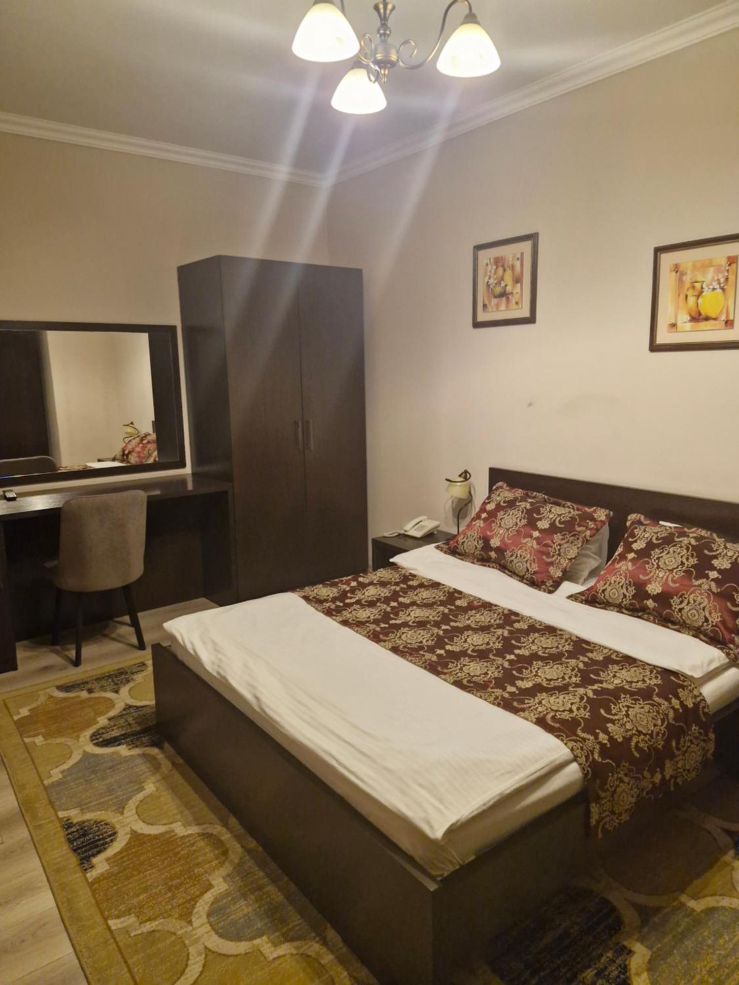 Nurtau Hotel Pavlodar Exterior photo